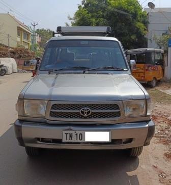 Toyota Qualis Gs