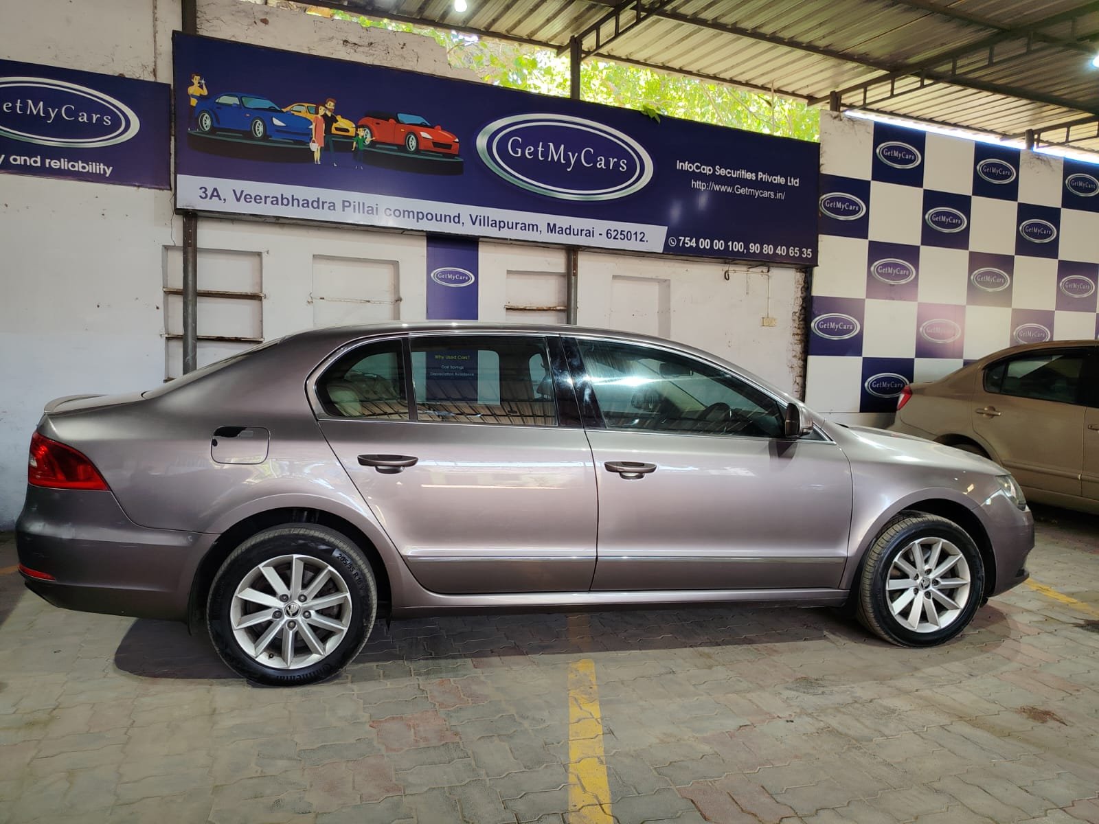 Skoda Superb 1.8 Elegance