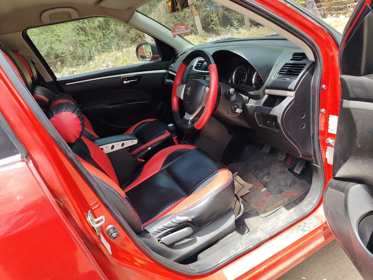 Maruti Suzuki Swift Vxi