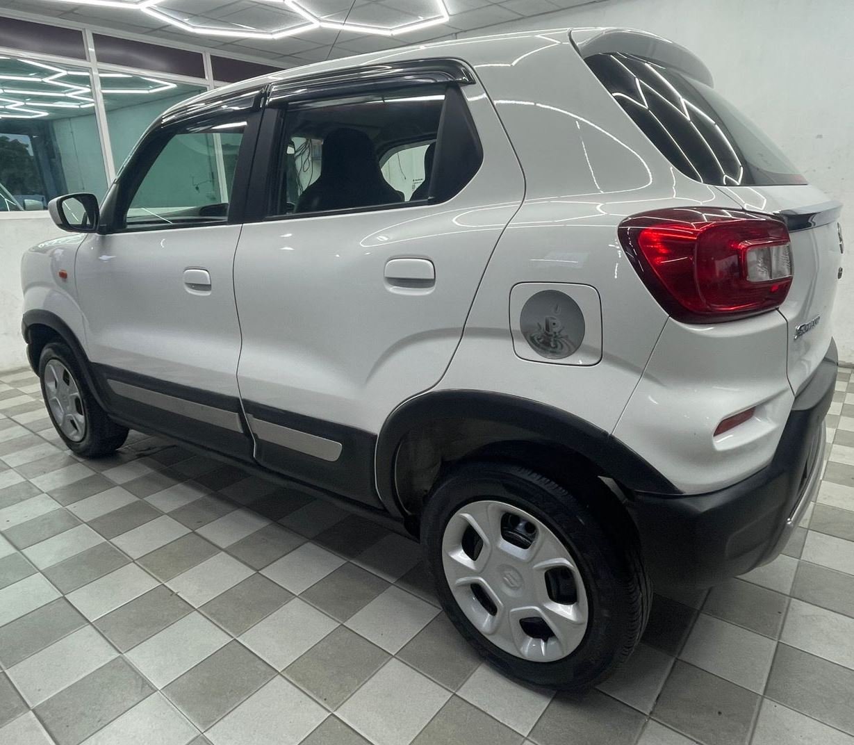 Maruti Suzuki S Presso Vxi