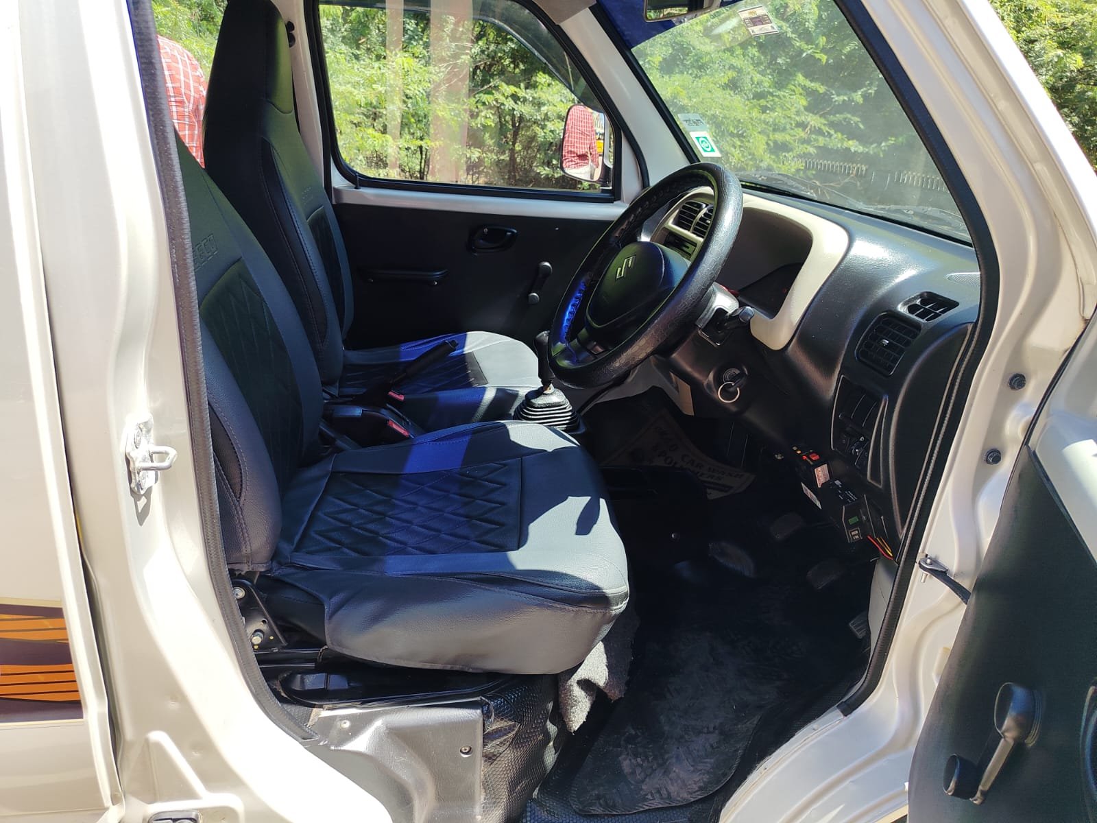 Maruti Suzuki Eeco 5 Seter