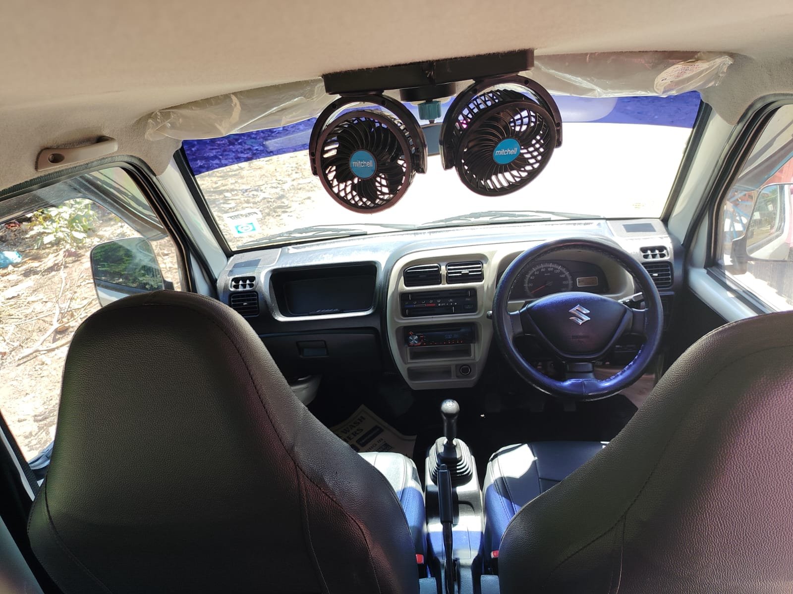 Maruti Suzuki Eeco 5 Seter