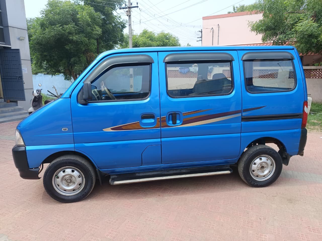 Maruti Suzuki Eeco 5 Seter