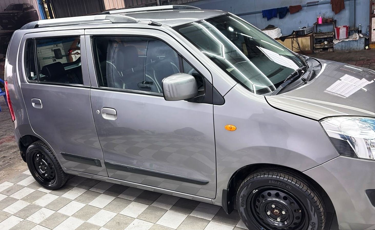 Maruti Suzuki Wagon R Vxi(o)