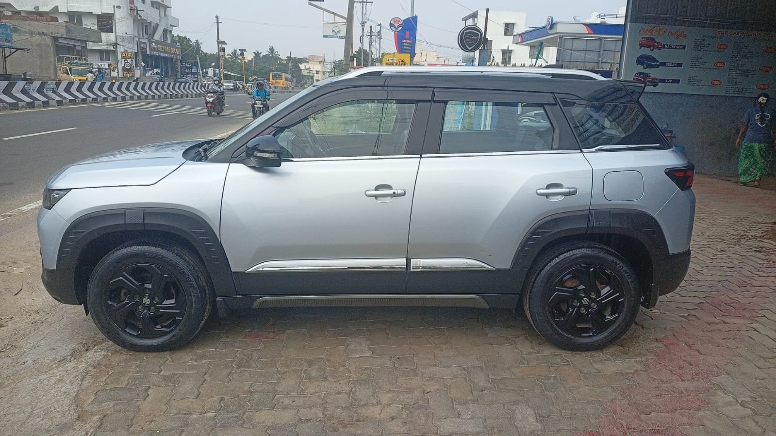 Maruti Suzuki Breeza Vxi