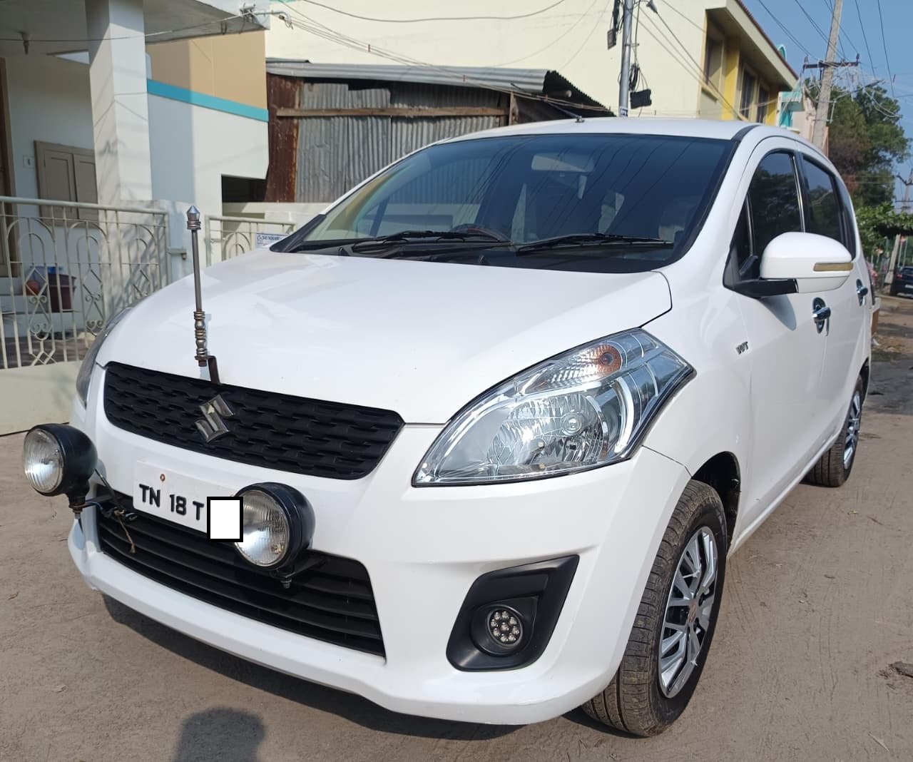 Maruti Suzuki Ertiga Vxi