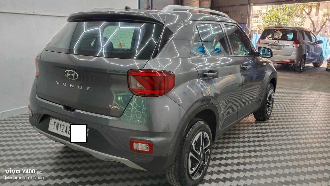 Hyundai Venue S Plus