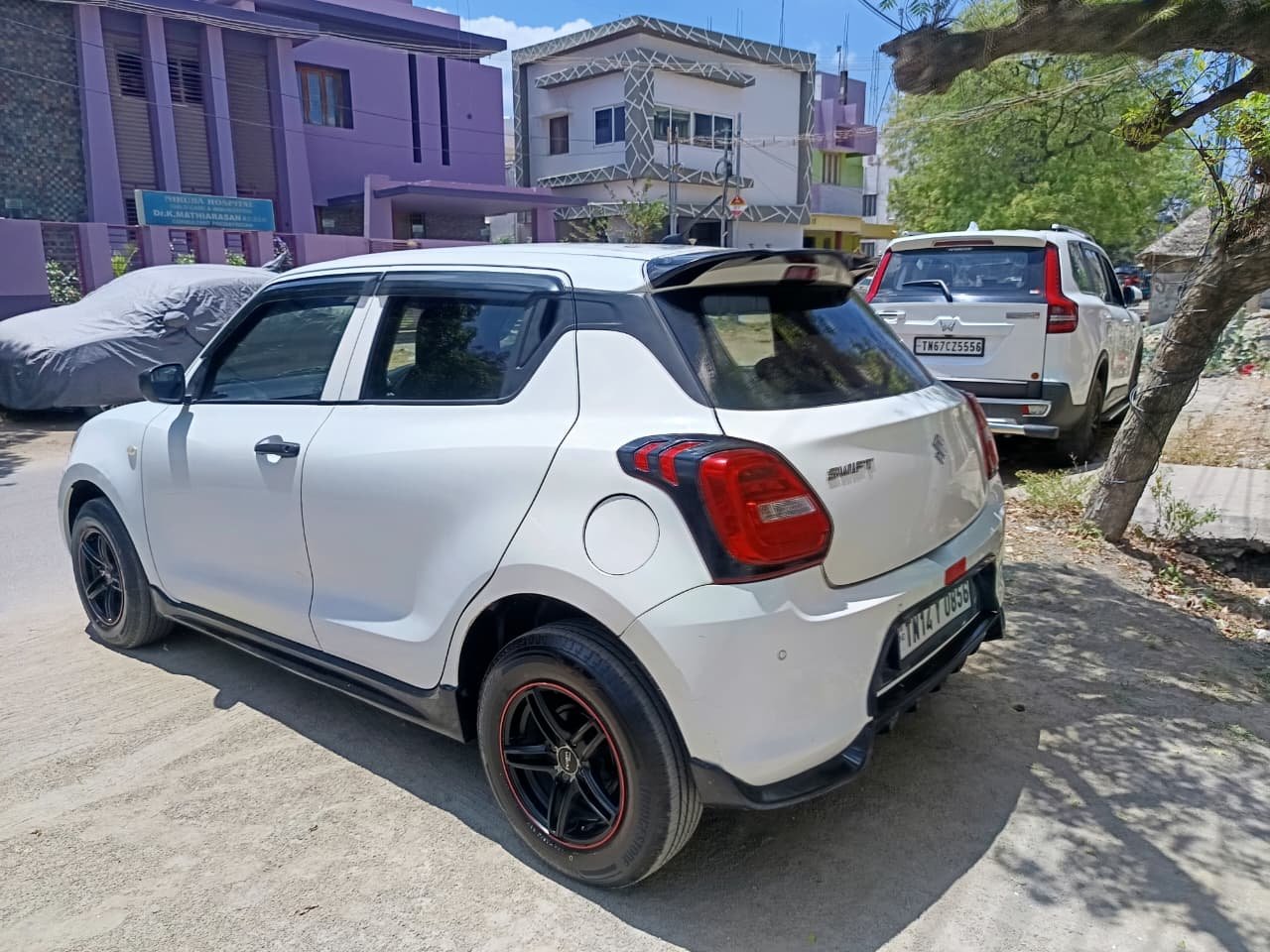 Maruti Suzuki Swift Lxi