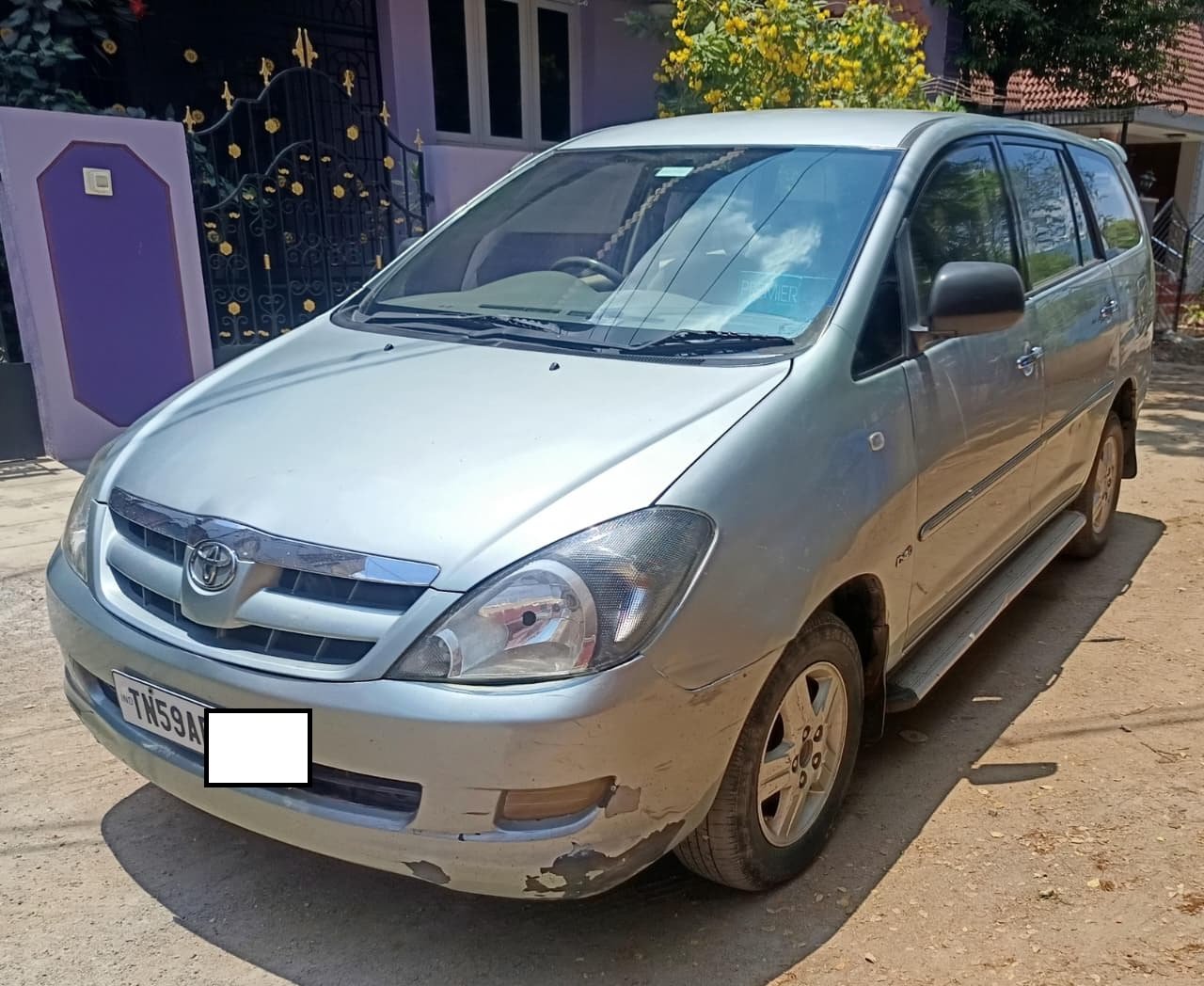 Toyota Innova G