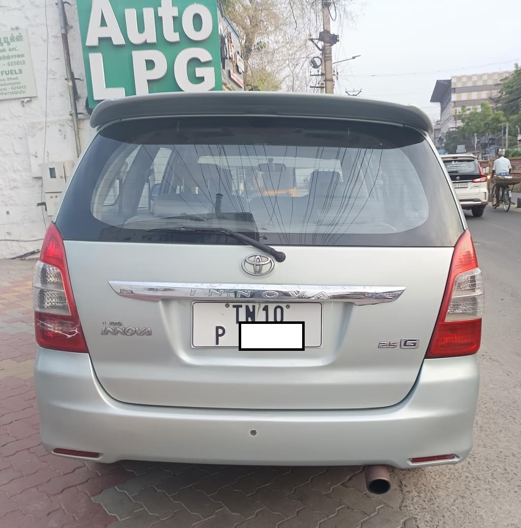 Toyota Innova G