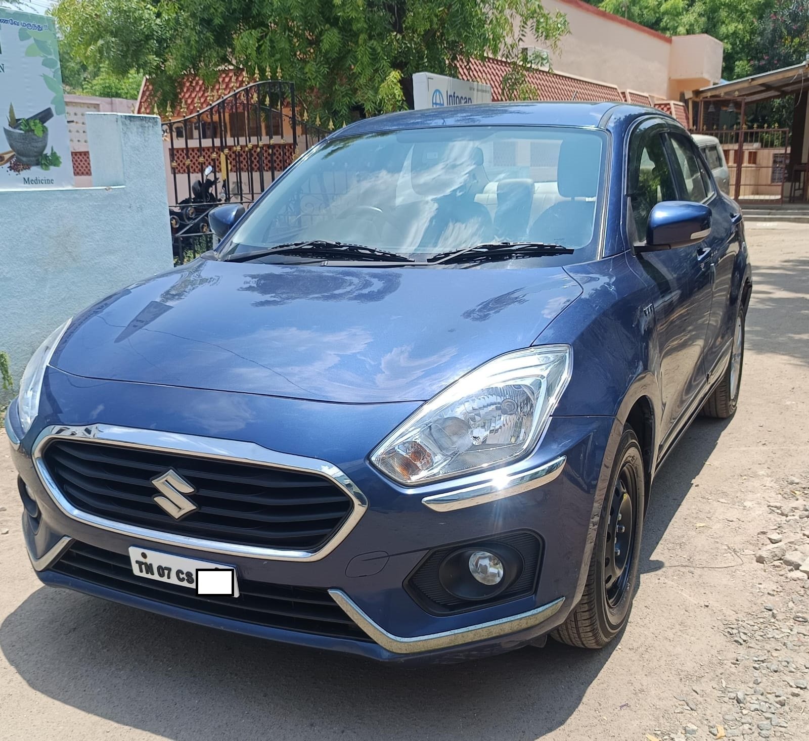 Maruti Suzuki Swift Dzire Zxi