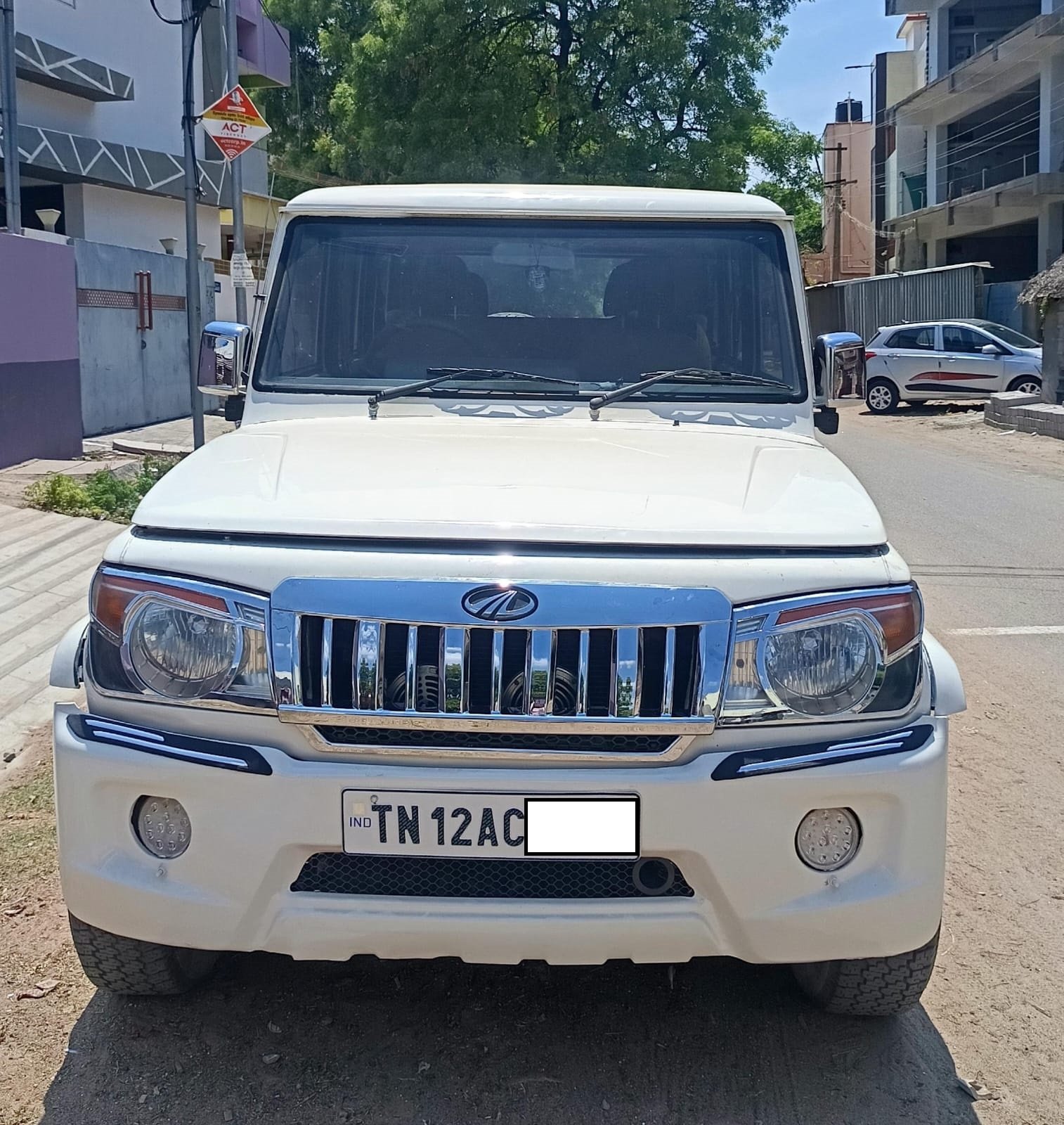 Mahindra Bolero Power +sle