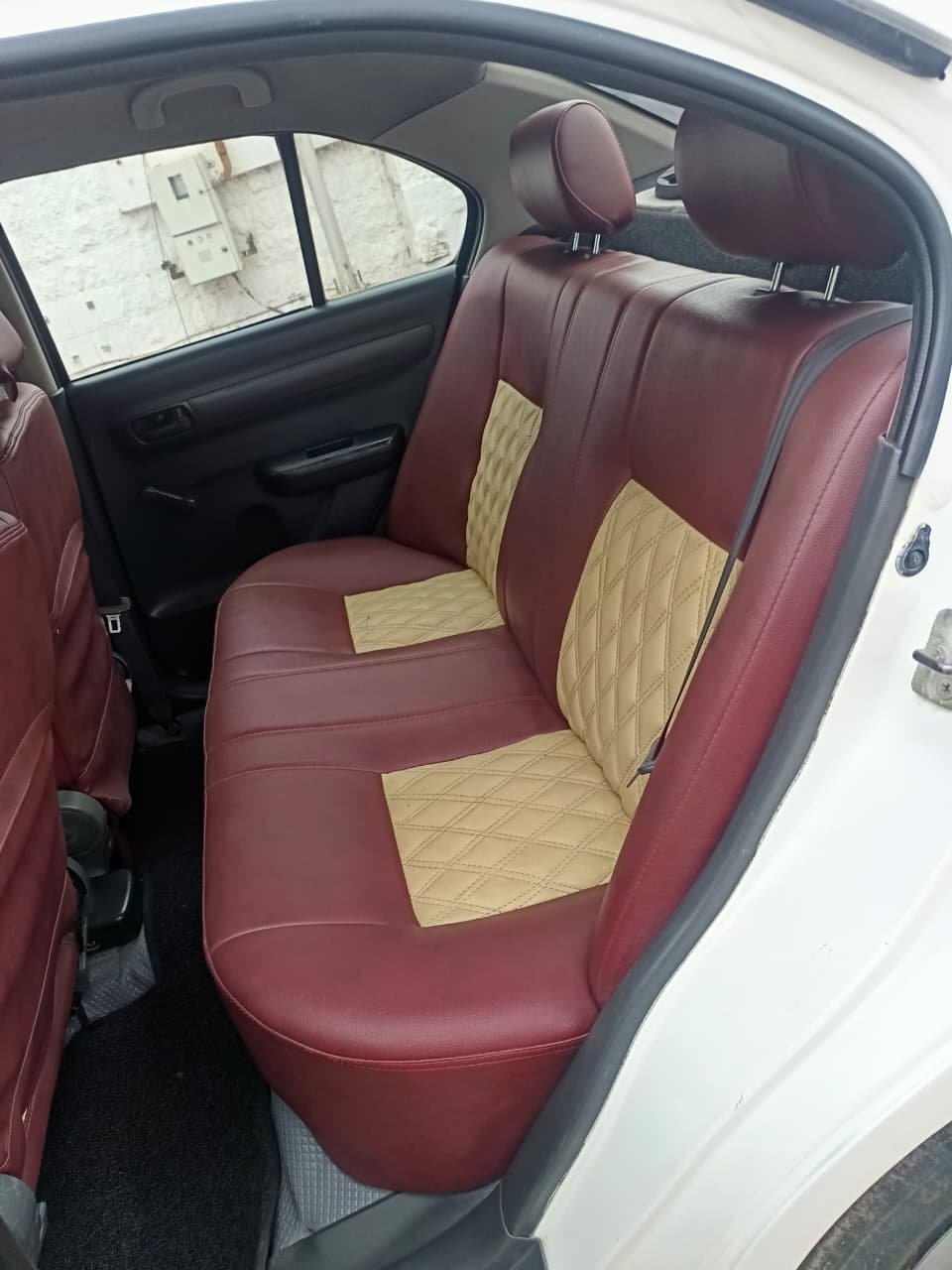 Maruti Suzuki Swift Dzire Lxi