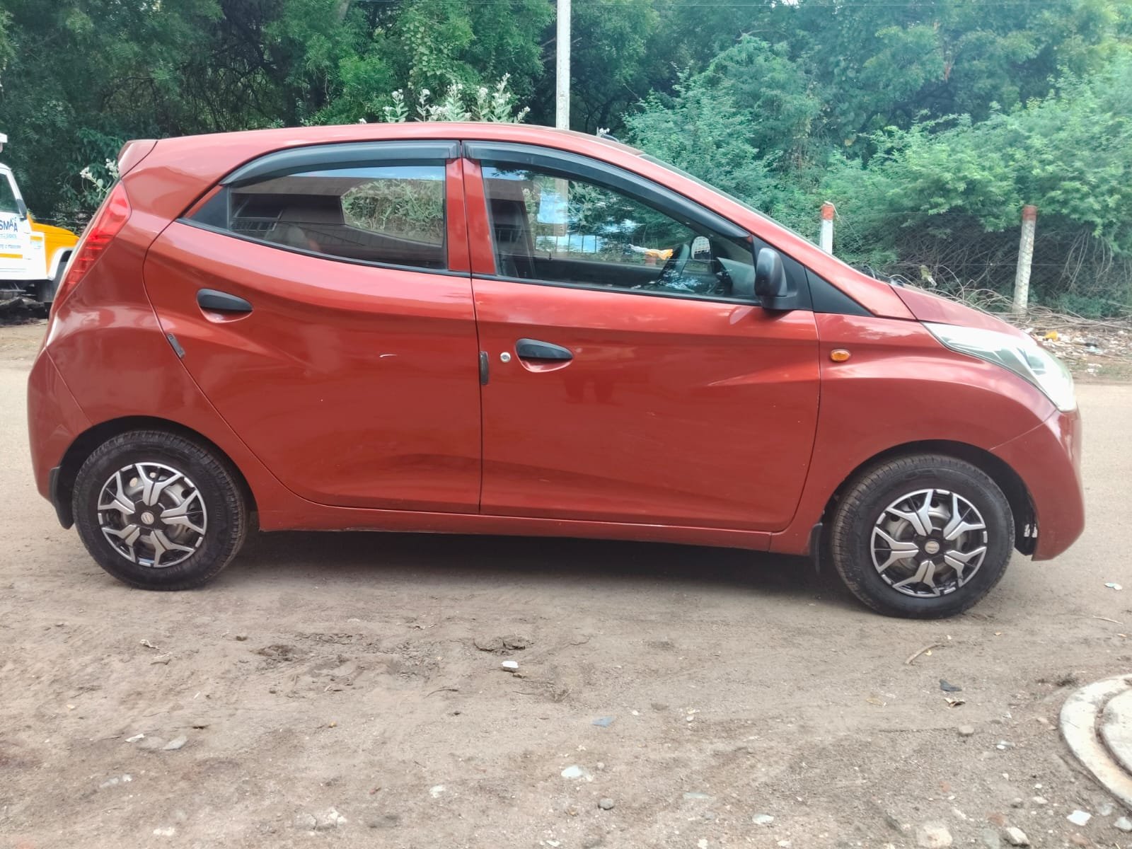 Hyundai Eon D Lite