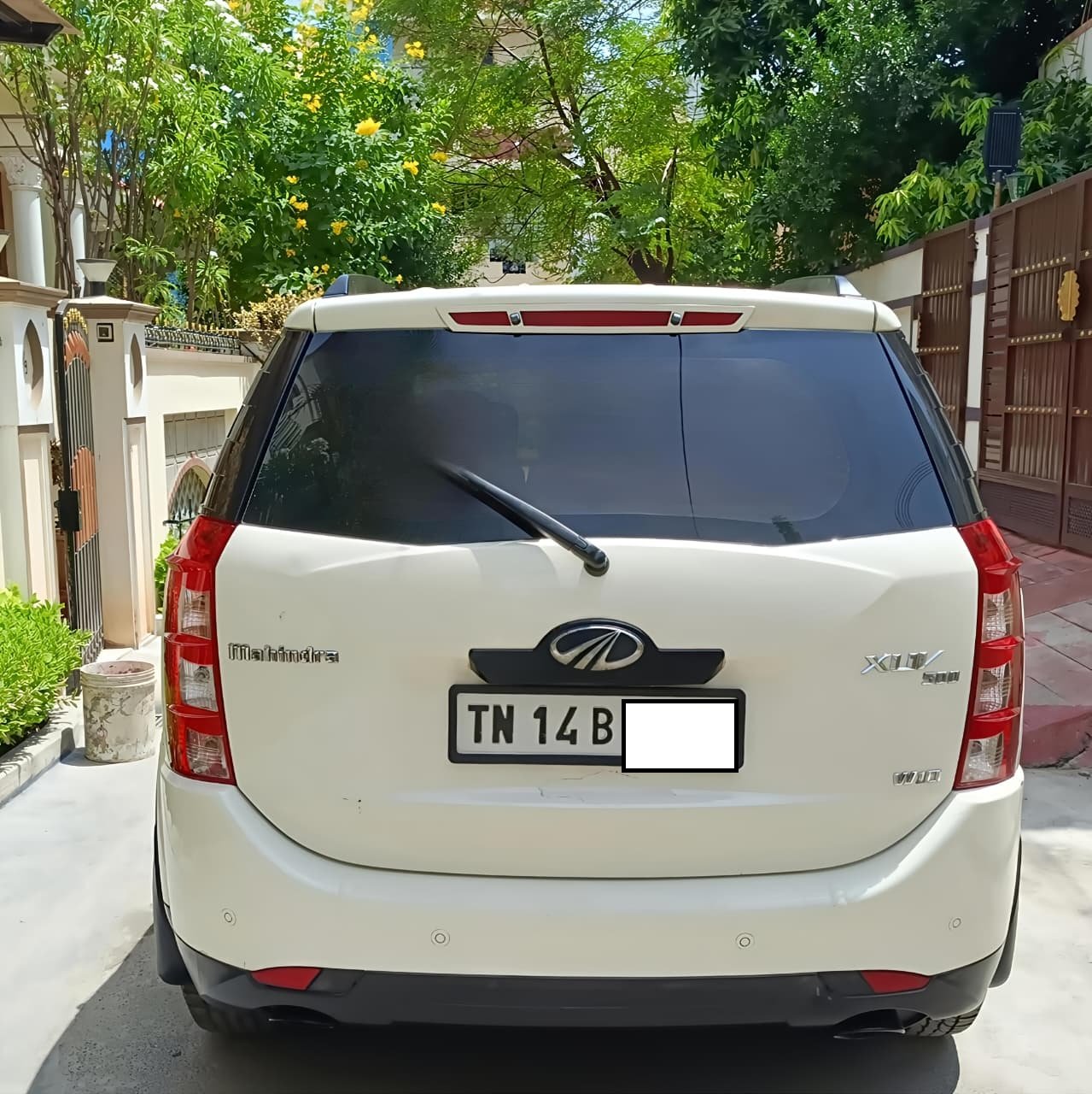 Mahindra Xuv 500 W8