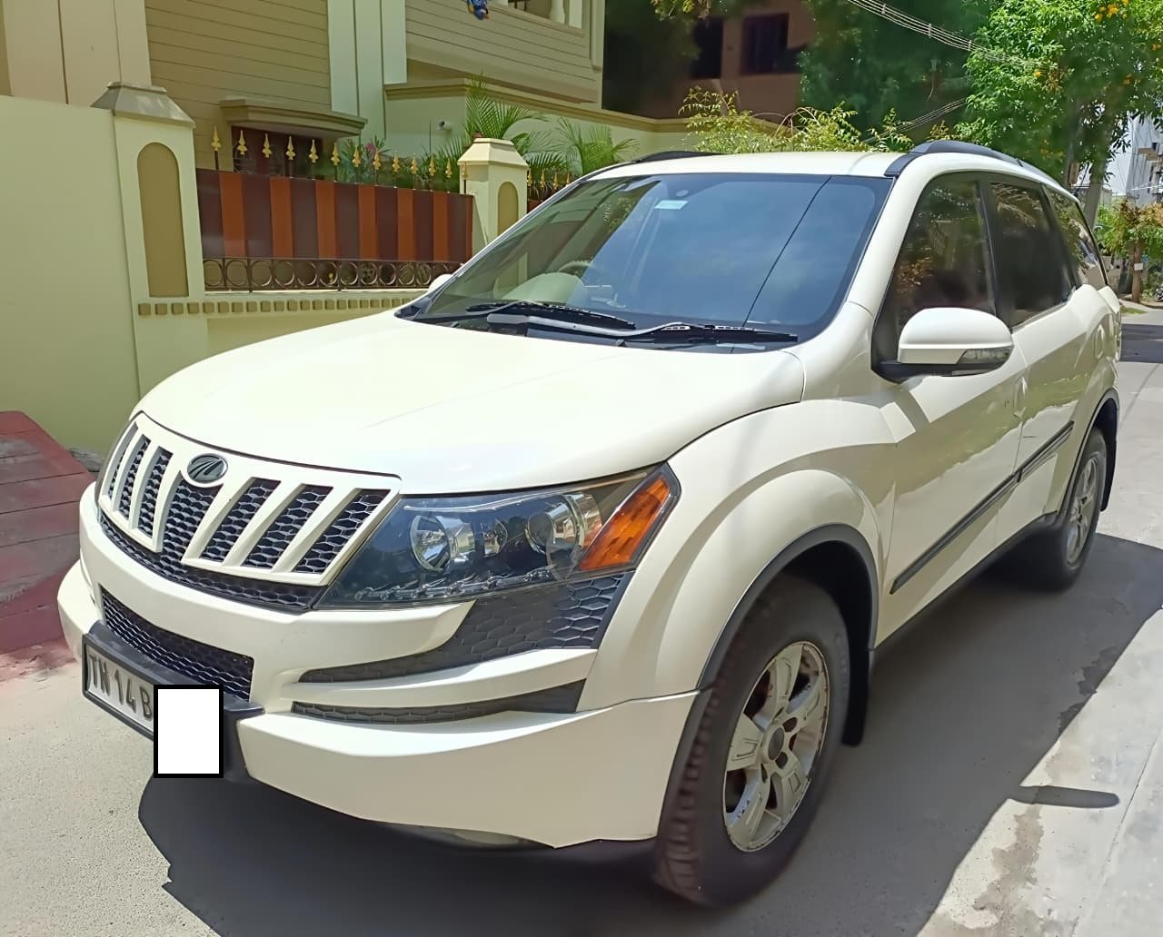 Mahindra Xuv 500 W8