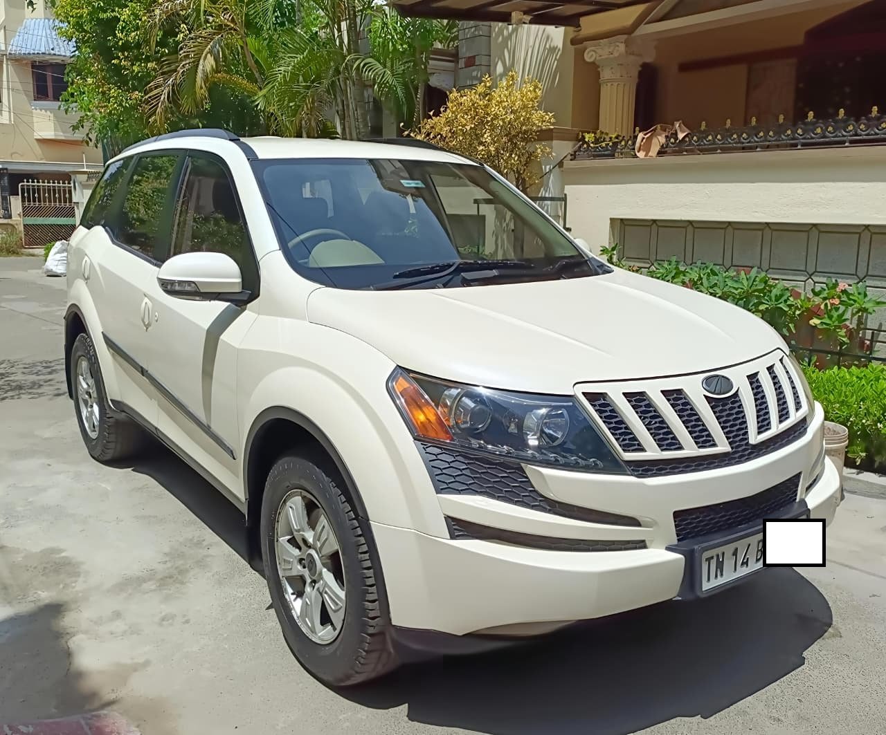 Mahindra Xuv 500 W8