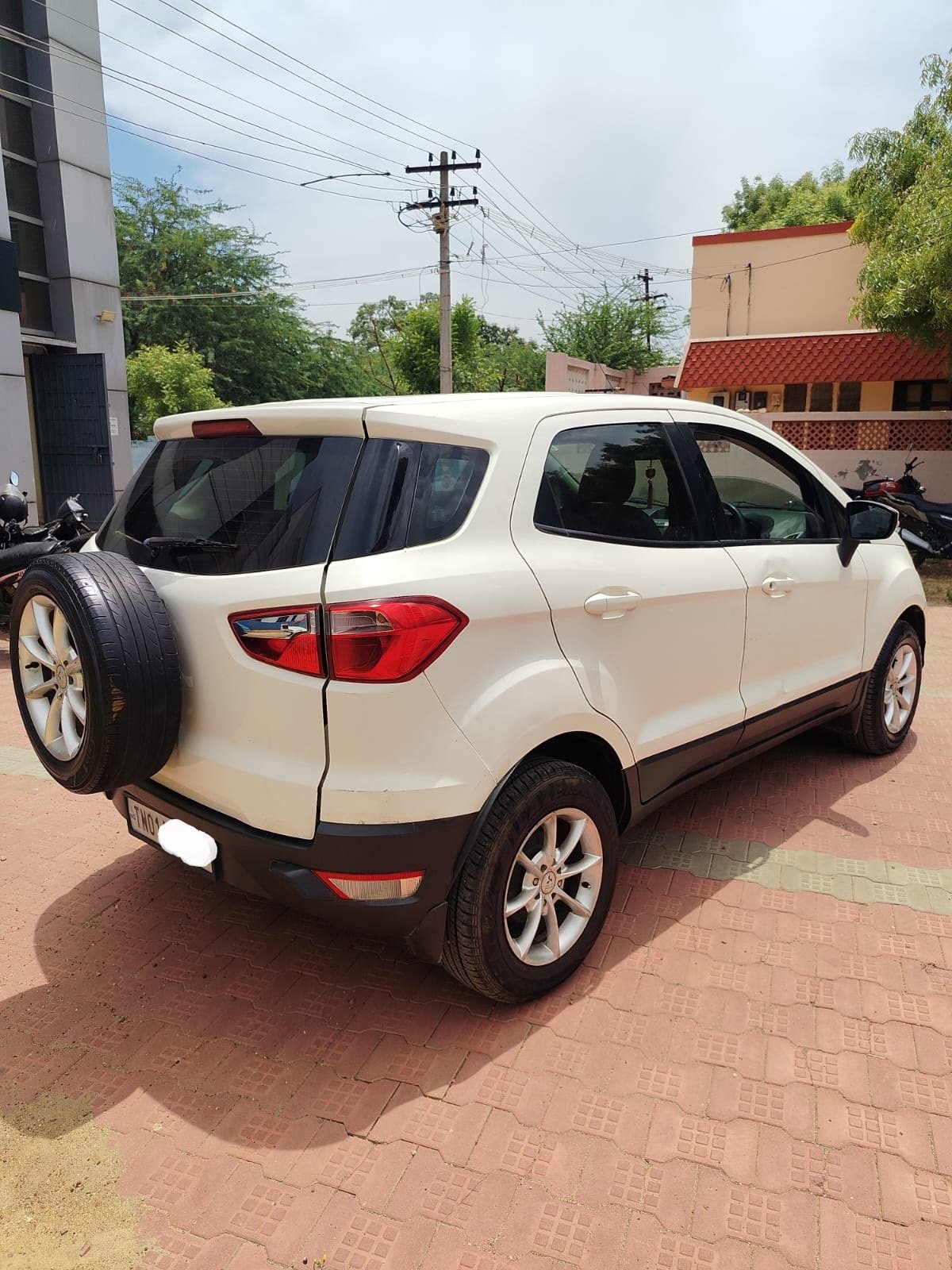 Maruti Suzuki Eeco 5 Seter