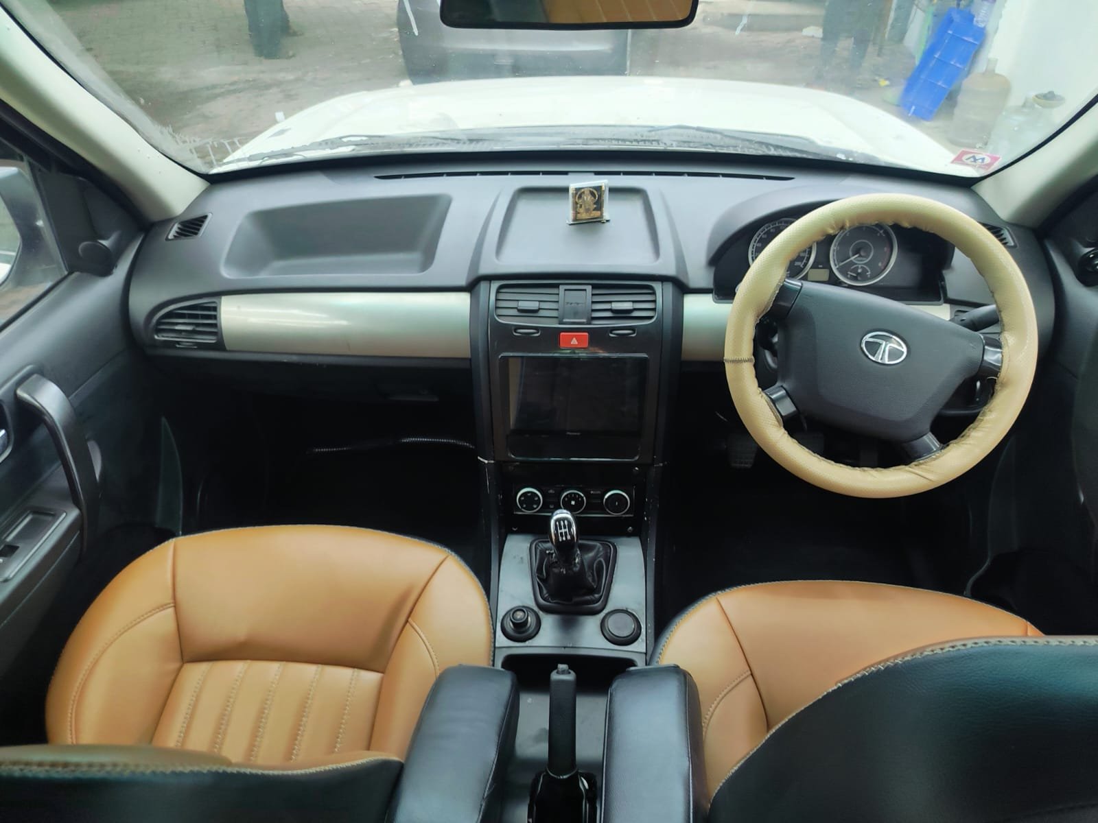 Tata Safari Storme Lx