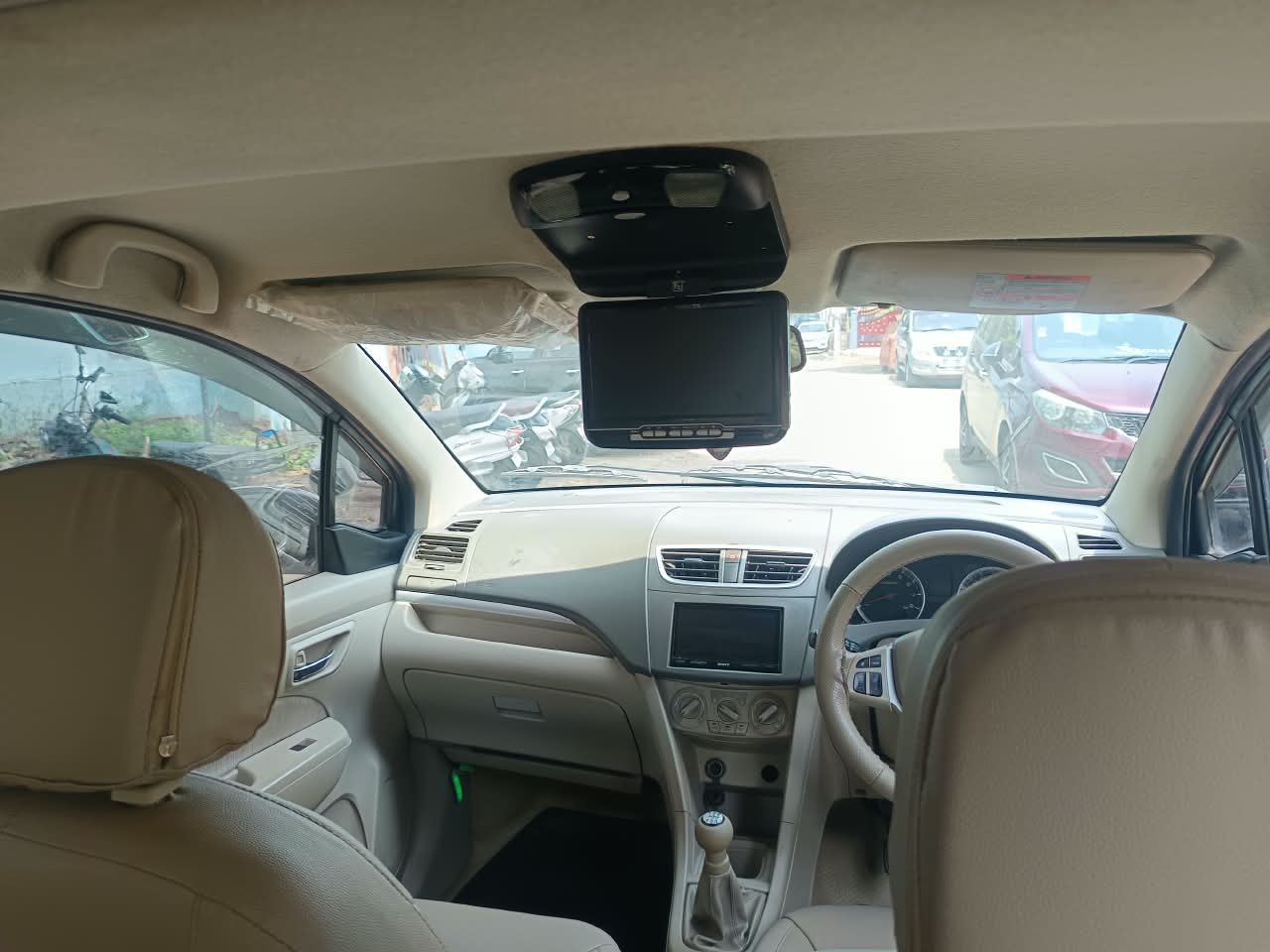 Maruti Suzuki Ertiga Zxi